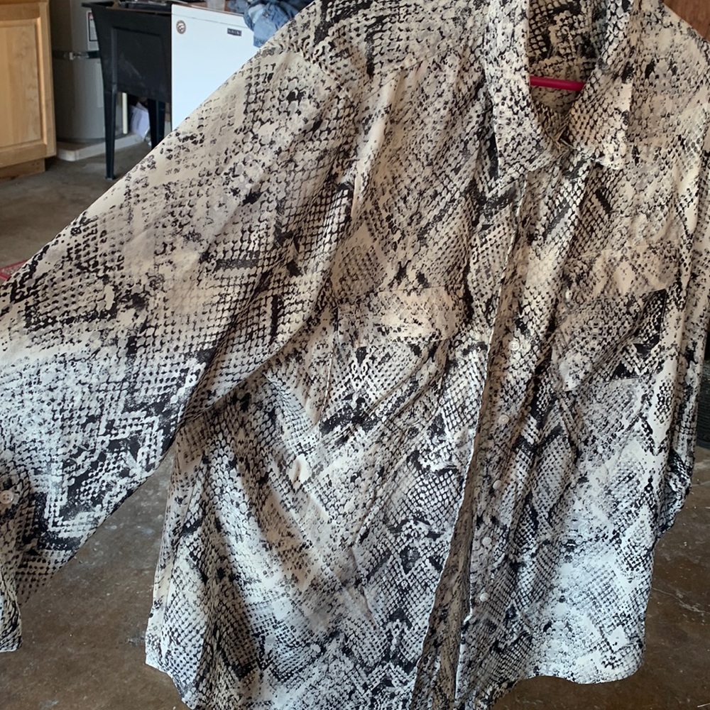 Lightweight button up snakeskin print